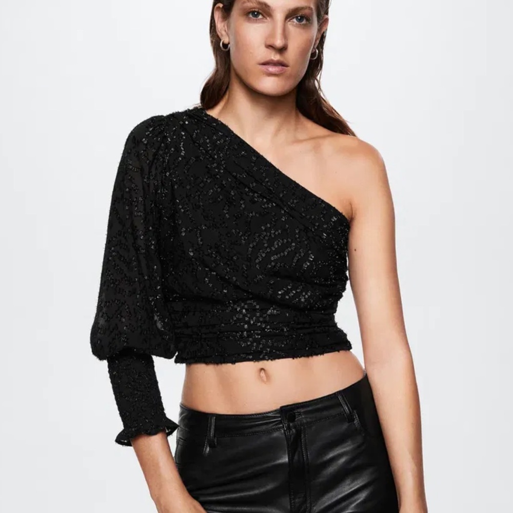 Mango Black One-Shoulder Crop Top